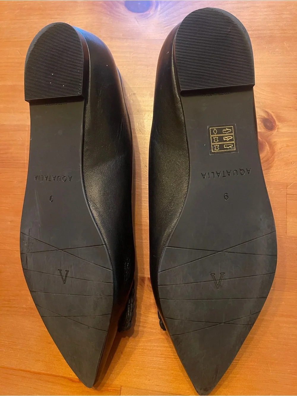 Aquatalia Jena Black Leather Pointed Toe Flats Shoes Buckle Accent Sz 8.5-9